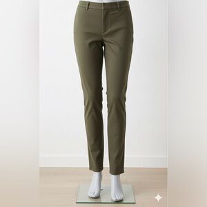 Divided Skinny Pants H&M Color: olive